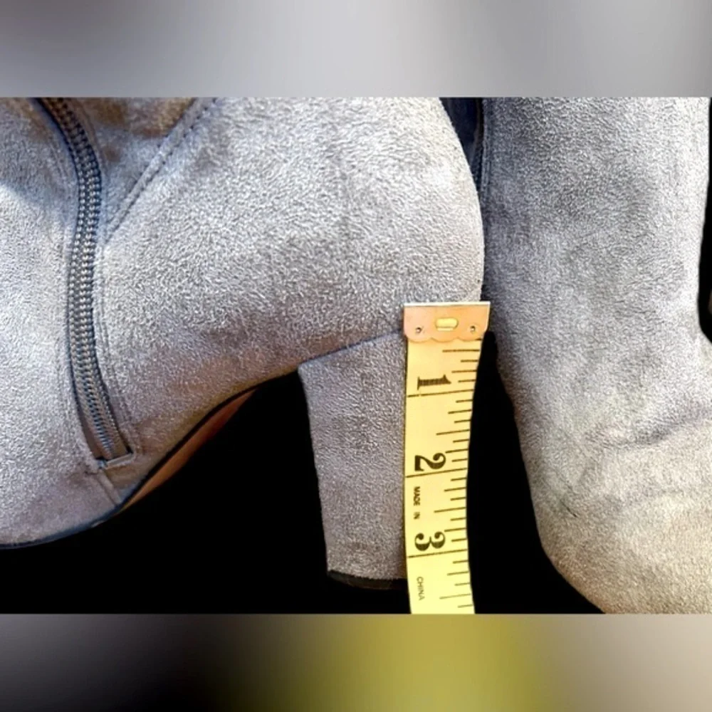 Franco Sarto Gray Faux Suede Flavia Over the Knee Boots w/ Chunky 3” Heel 7 1/2M